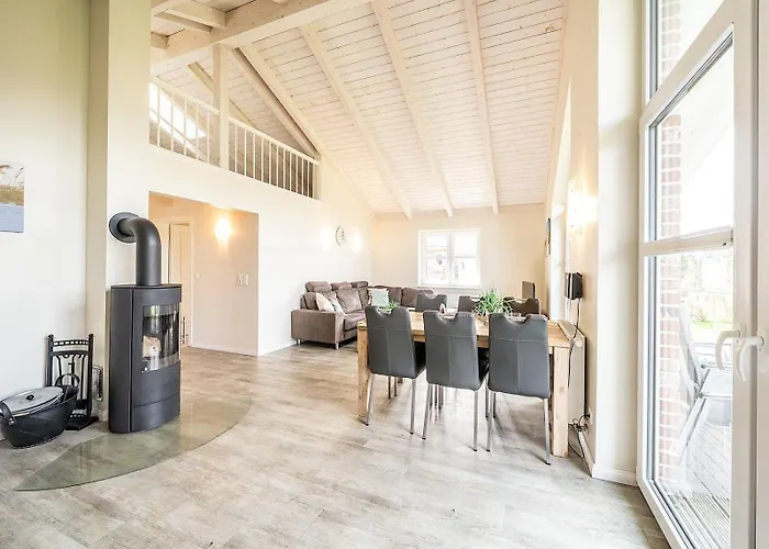 Gut Slopen 64 - Mit Garten, Sauna Und Kamin